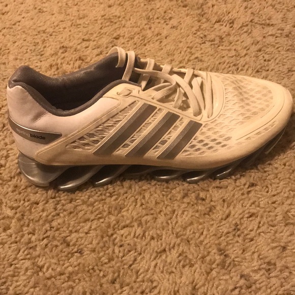 ADIDAS SPRINGblade Size 7 Men’s/Women’s 8 - Picture 2 of 4